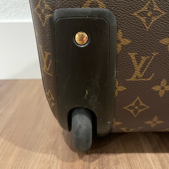 AUTHENTIC Louis Vuitton Pegase 55 rolling suitcase - Picture 7 of 15